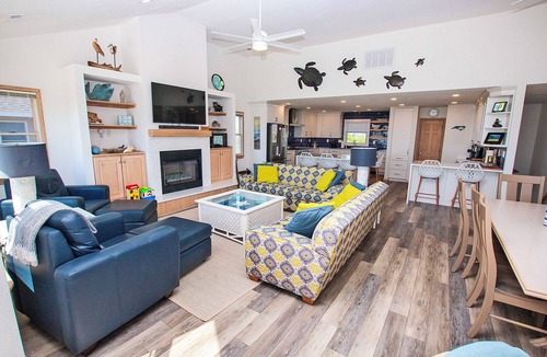 Corolla House | OCEANFRONT, Private Pool, Hot Tub, Ocean Views, CP1, Sunny Delite