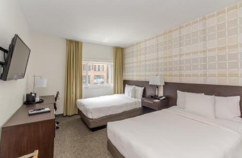 Near North Side Hotel | Ohio House Motel