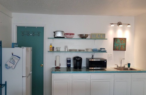 Buckroe Beach Condo | on the beach