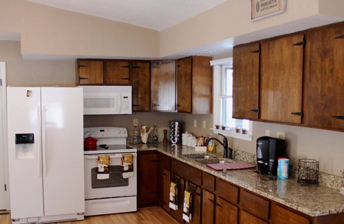 Makanda House | * On the Wine Trail * Near Giant City & Shawnee Forest! * Wi-Fi *