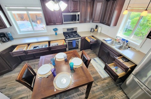 Ottawa House | Ottawa Oasis! Pool, Game room, Pet Friendly!