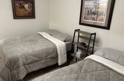 Jonesboro Cabin | Outdoorsman Paradise