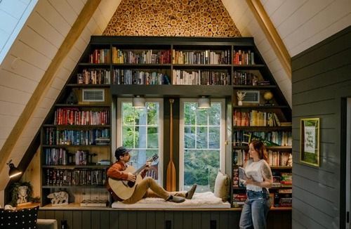 West Milford Ski Chalet | Paddle Point