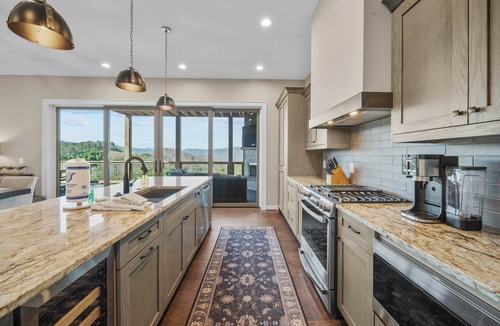 Deep Gap Cabin | Panoramic Blue Ridge Views, Outdoor Fireplace & Blue Ridge Mountain Club