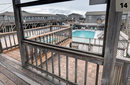 Buxton Cottage | Panoramic Cape Hatteras Views - One Bedroom Cottage