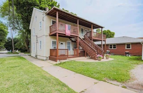 Forest Park Apartment | Peaceful One Bedroom Home near Chicago