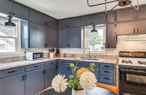 Robinson House | Peaceful Robinson Home w/Yard, Near Golf Courses!