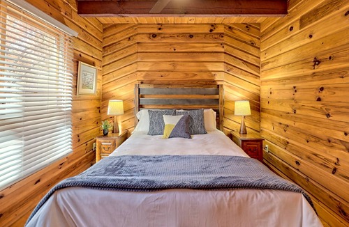 Demorest Cabin | Peaceful Waters Ridge on the Soque River