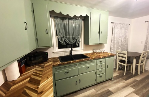 Pekin House | Pekin Cottage