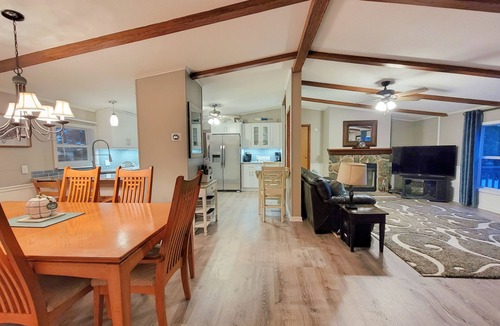 Marion House | Perfect Lakeside Retreat at Lake of Egypt-Huge home for 2 Families, Dock & Beach