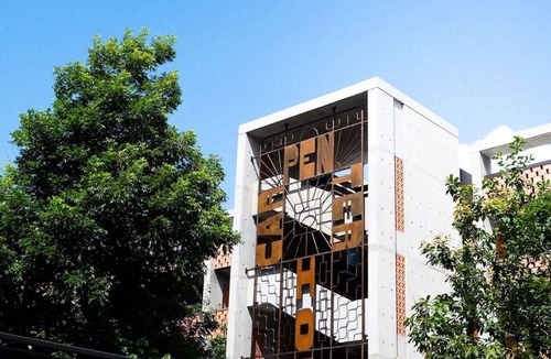 Barton Heights House | Pet-Friendly Accommodations at The Carpenter Hotel, Outdoor Pool!