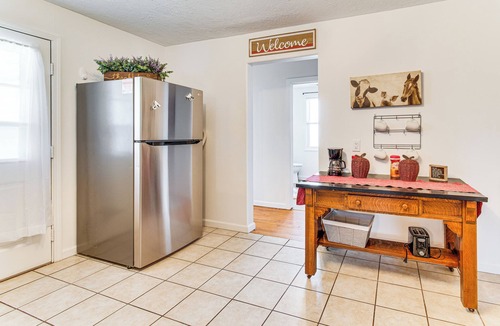 Casey House | Pet-Friendly Home w/Fenced Yard: 'Cozy in Casey'