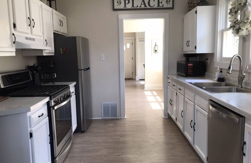 Springfield House | Pet friendly remodeled bungalow home just two blocks from Washington Park.