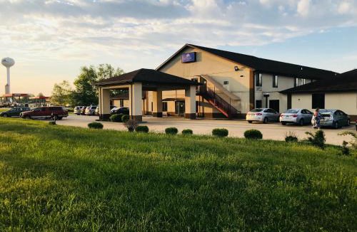 Pinckneyville Hotel | Pinckneyville Inn and Suites