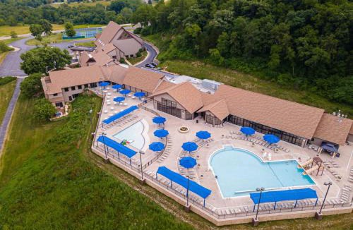 The Galena Territory House | Pine Ridge Peaceful Escape - Hot Tub - Fall Views