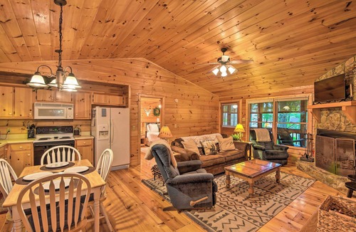 Blue Ridge Cottage | 'pinot & Pine' Chic Log Cabin ~ 5 Mi to Blue Ridge