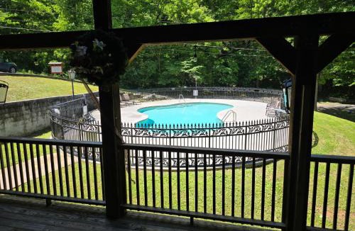 Townsend Ski Chalet | Pipers Place