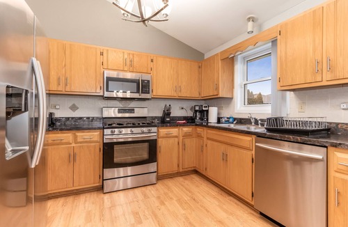 Fox Valley House | Plainfield FHS Rental