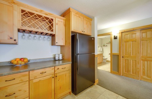 Two Harbors Apartment | Pool Access: North Shore Gem Near Beaches & Trails