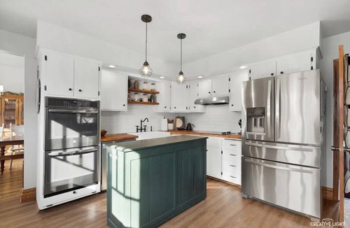 Fox Valley Other | Pool Outdoor Grill + Bar Playground 3 king beds 2 Ovens Fire table