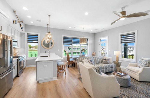 Ottawa House | Port Place Paradise 4 bed 4 bath