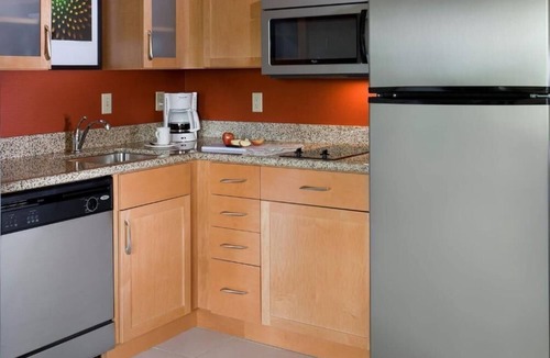 Madison Hotel | Primestay Extended Suites