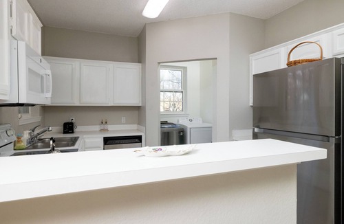 Euless House | Private Backyard + Deck - Near DFW + Toyota Music