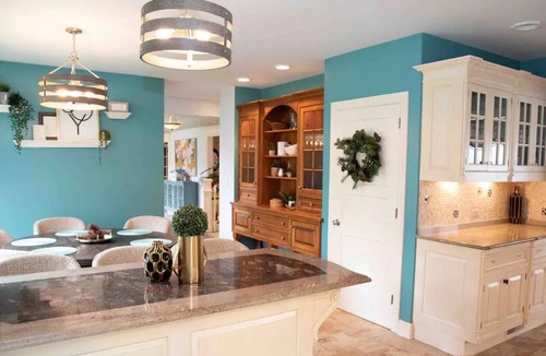 Rockford House | Private Estate w/ Hot Tub & Pool House