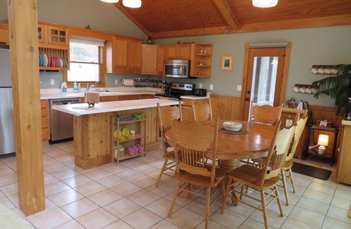 The Galena Territory House | Private Home~Relax at Your Getaway Among the Trees!