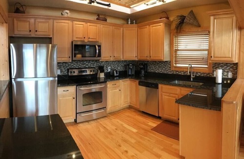 Smoky Mountains Cabin | Private Indoor Pool! Sauna-Hot Tub-Amazing Views!