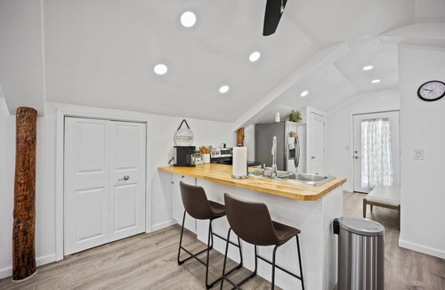 Liberty Condo | Private Loft Studio On Acreage + Near Liberty
