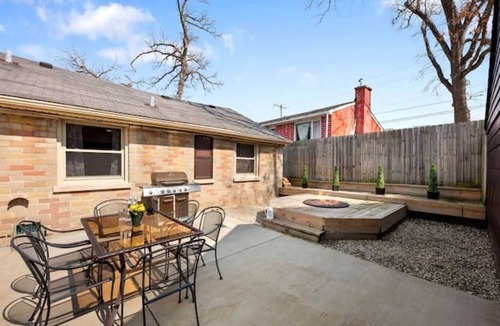Lisle House | PROMO 15% MONTHLY DISCOUNT!nCozy House, Close to Benedictine & North Central