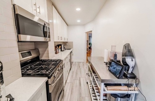 Prospect Heights Apartment | Prospect Heights Paradise