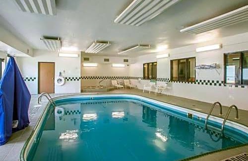 Forsyth Hotel | Quality Inn near I-72 and Hwy 51