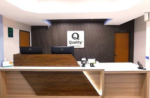 Pontiac Hotel | Quality Inn Pontiac