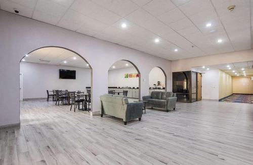 Grayville Hotel | Quality Inn
