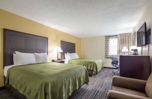 Grayville Hotel | Quality Inn