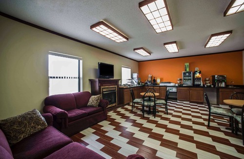 Harrisburg Hotel | Quality Inn