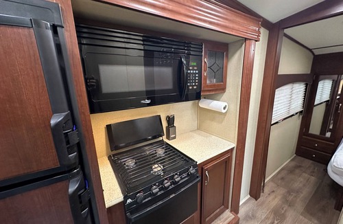 Lawndale House | Quiet area RV w AC outside Bloomington 3 Beds 5 acres w walking nature trails