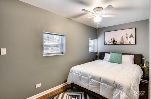 West Town Apartment | Quiet Comfort in the Big City, Just Steps to the Blue Line apts