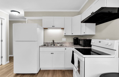 Penfield House | Quiet Home on the Outskirts of Urbana Near Local Restaurant