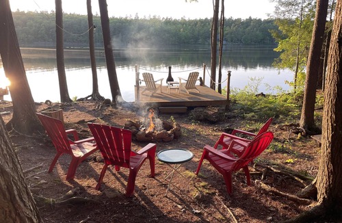 Weeks Mills Cabin | Quintessential Maine cabin w/private waterfront