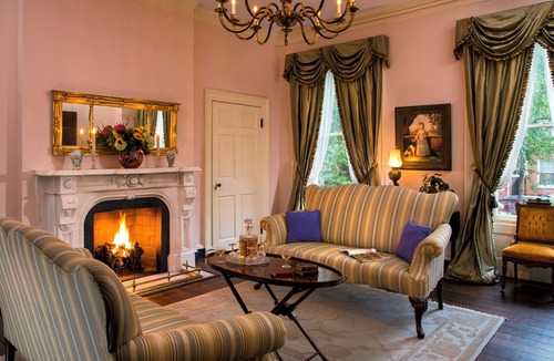 Downtown Baltimore Bed & Breakfast | Rachael's Inner Harbor Boutique Inn - The Letitia Mae Suite