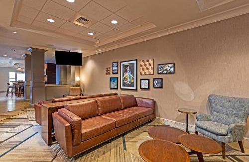 Fairview Heights Hotel | Radisson Hotel Fairview Heights - St Louis