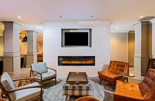 Fairview Heights Hotel | Radisson Hotel Fairview Heights - St Louis