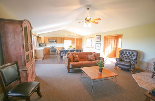 Elizabeth House | Ranch life, 300 acres! 10 mile views., trails, animals, swimming pool, golf