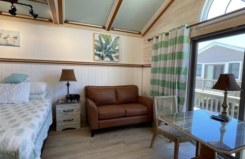 Hatteras Condo | Ready for some relaxation? Look no further than Gypsea Sol!