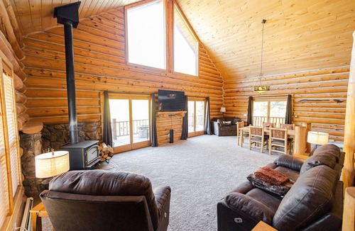 Red Feather Lakes Cabin | Red Feather Lakes Cozy Log Cabin