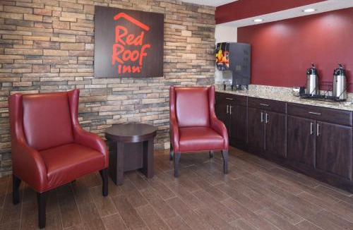 Champaign Hotel | Red Roof Inn Champaign - University