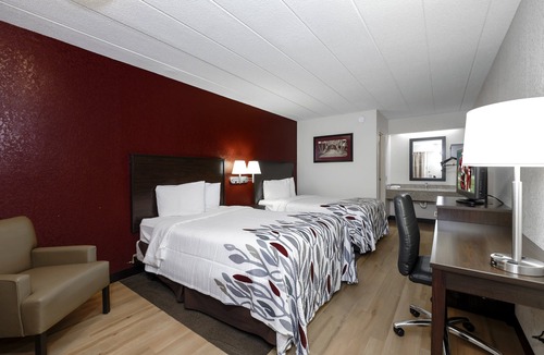 Arlington Heights Hotel | Red Roof Inn Chicago-O'Hare Airport/Arlington Hts